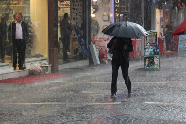 5 ilde sağanak ve dolu bekleniyor