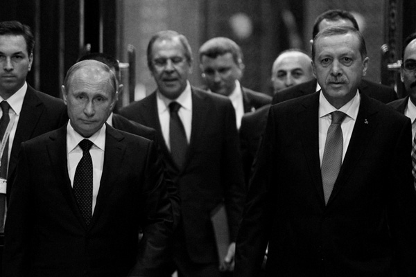 Erdoğan ve Putin telefonda görüştü
