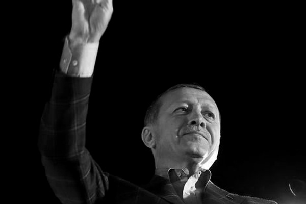 AK Parti'de kritik gün