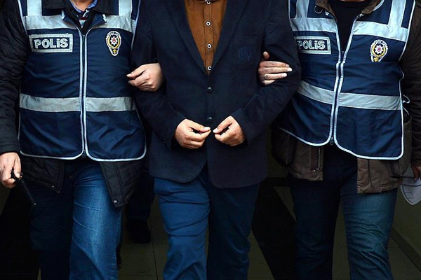 İstanbul'daki polislerin 'ByLock' davasında 2 kişi tahliye edildi