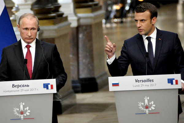 Macron'dan Putin'in yüzünü düşüren hareket