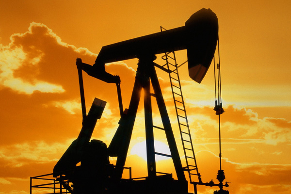 Petrol ithalatı 40 milyon tonu geçti