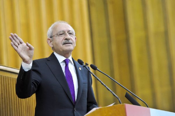 Kılıçdaroğlu'ndan şehit Tümgeneral Aydın'ın ailesine taziye ziyareti