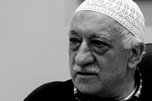 Fethullah Gülen'in kardeşi mahkemede ağladı