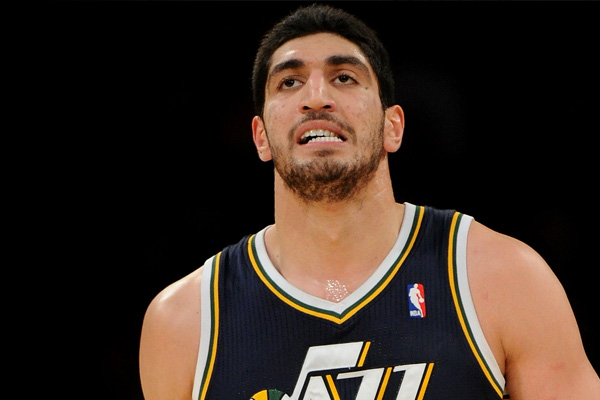 FETÖ'cü Enes Kanter'in babası gözaltına alındı