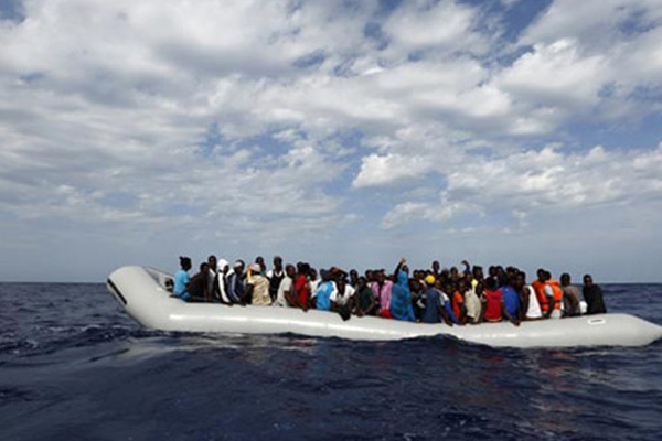 İnsan kaçakçılarına operasyon: 13 gözaltı