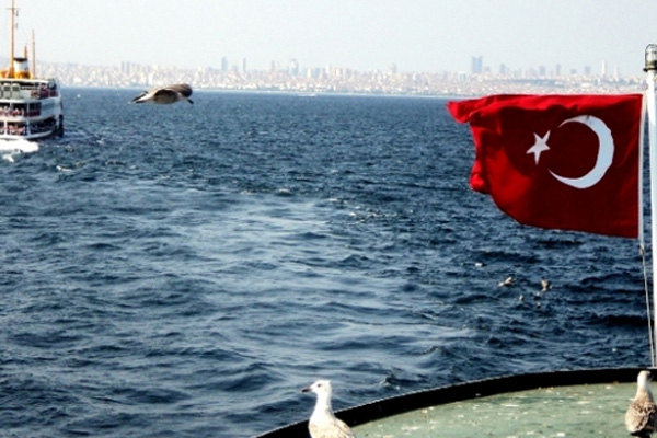 Yabancı bayraklı gemiler Türk bayrağına geçti