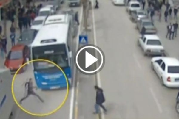 Birinden sekti diğerinin altında kaldı