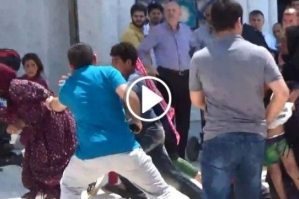 Cuma namazı sonrası ortalık karıştı