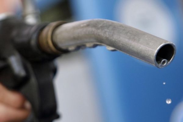 İstanbul Kadıköy'de kaçak akaryakıt operasyonu: 3 gözaltı