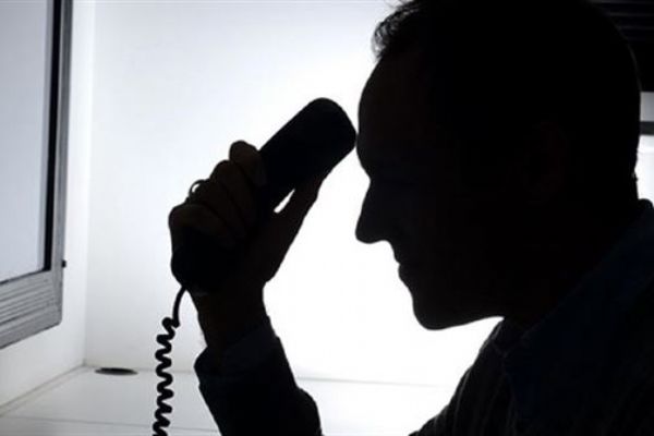 FETÖ bahanesiyle yaşlı kadını dolandırdılar