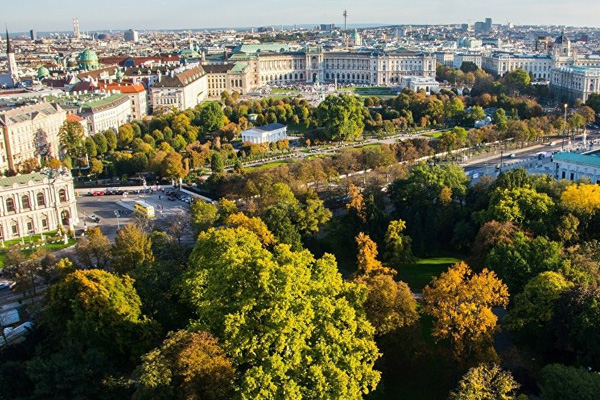 Çocuklarını Suriye'ye götüren Avusturyalı çifte hapis cezası verildi