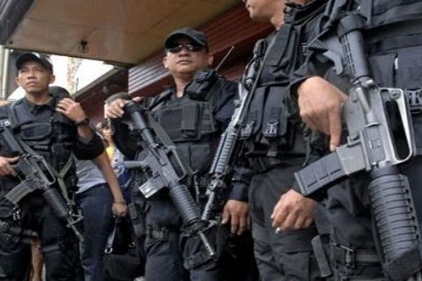 Filipinler'de 4 saatlik ateşkes ilan edildi