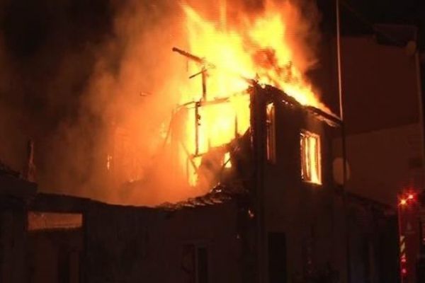 Brüksel'de korkutan yangın