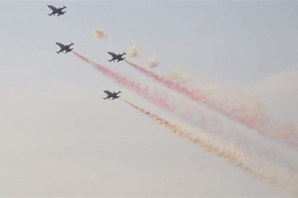 Osmaniye'de Türk Yıldızları gösterilerini sergiledi