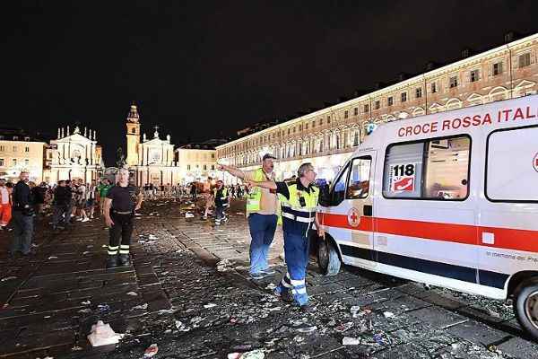 İtalya'daki izdihamda yaralı sayısı bin 527'ye yükseldi