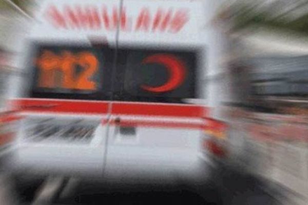 Yere düşen tüfeğin ateş alması sonucu vuruldu