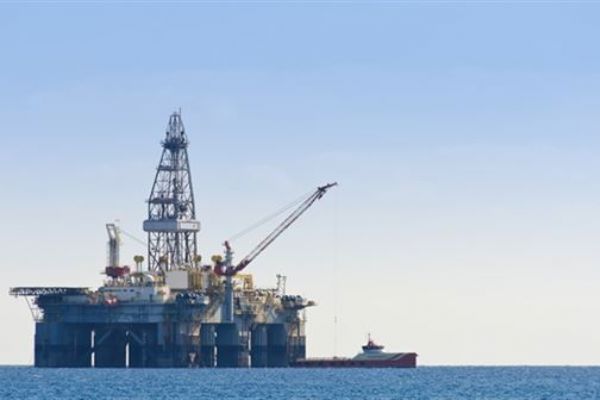 Brent petrol 50 dolardan işlem görüyor