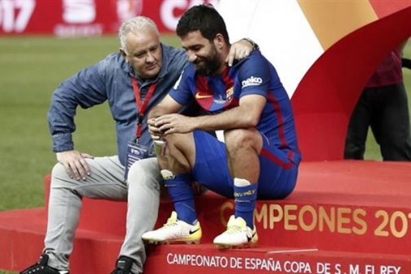 Arda uçaktaki olayla ilgili konuştu