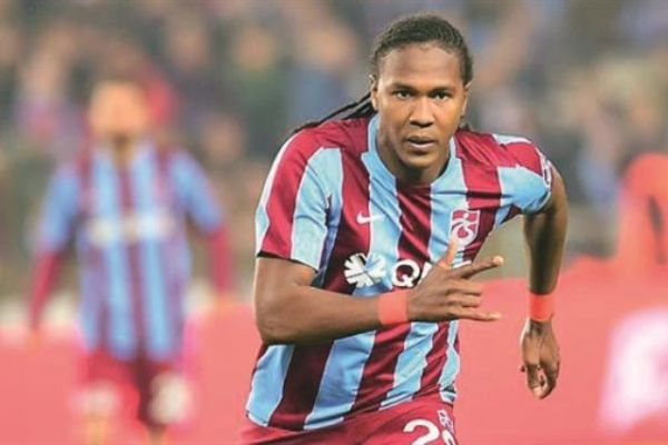Goller Uğur ve Rodallega'dan geldi