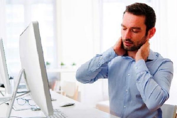 Boyun ağrıları bel fıtığının habercisi