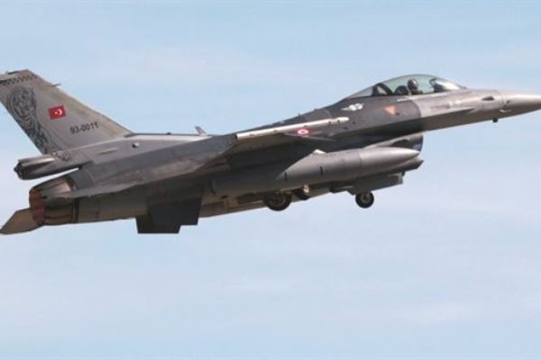 Hakkari ve Bitlis'te PKK hedefleri imha edildi