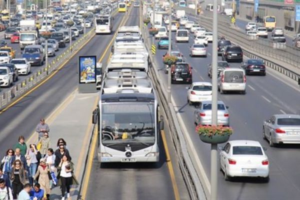LYS'de toplu taşıma İstanbul'da ücretsiz