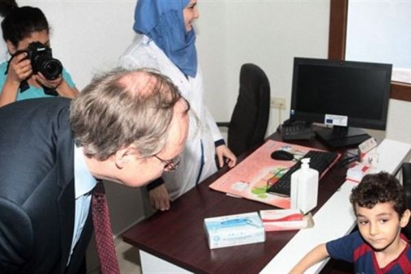 AB'den Suriyeli mültecilere dev sağlık yatırımı