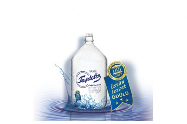 Dünyaca ünlü lezzet uzmanlarından  Vakıf Taşdelen Su’ya büyük ödül