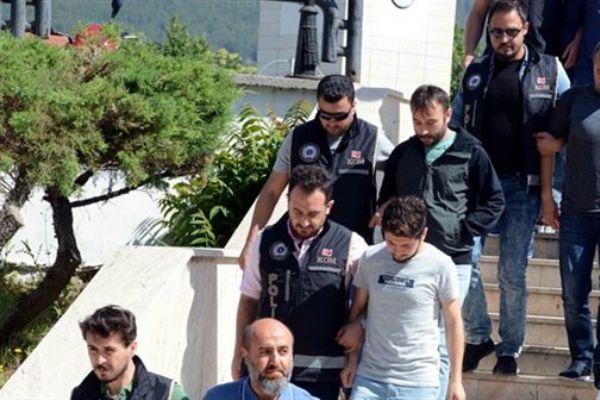 Eş zamanlı ByLock darbesi