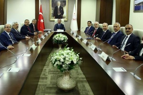 Yeni Hakimler ve Savcılar Kurulu Genel Kurulu göreve başladı