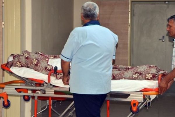 Adana'da cenazeler karışınca mezardan çıkardılar!