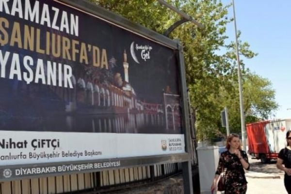 Diyarbakır'ı karıştıran afiş!