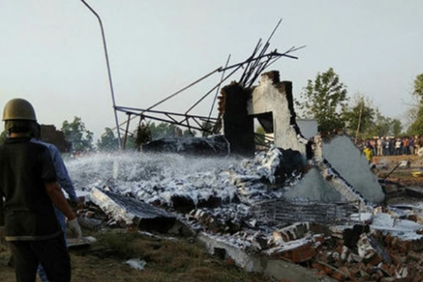 Havai fişek fabrikasında patlama: 23 ölü