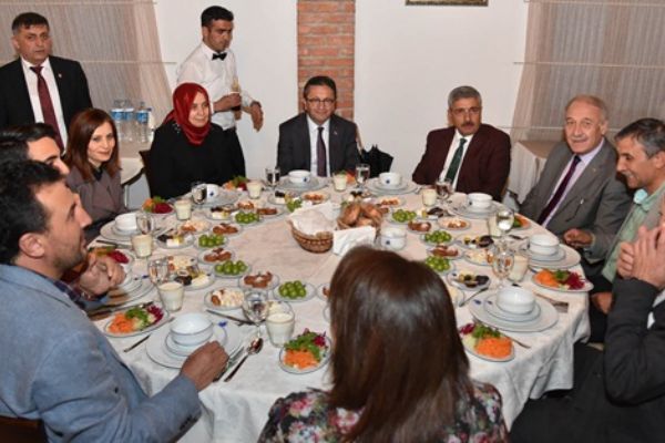 Altındağ’da mahalle iftarları devam ediyor