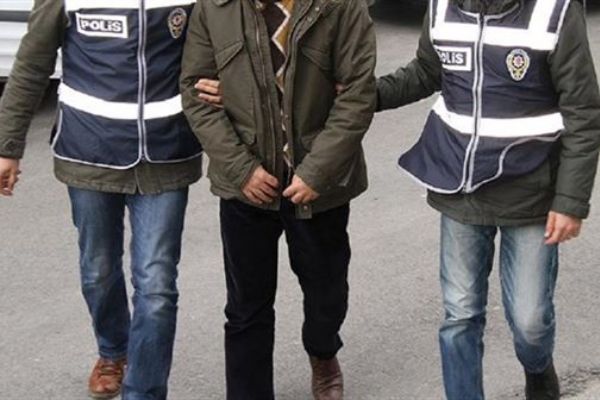 İstanbul'da DEAŞ operasyonu: 3 kişi tutuklandı