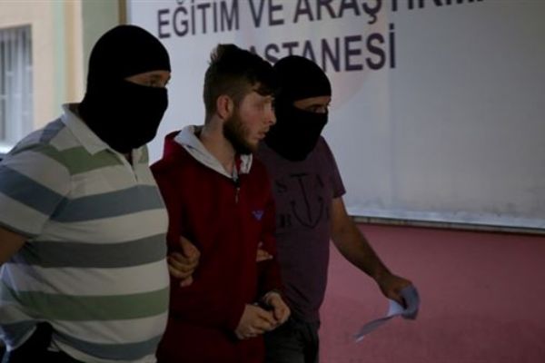 İstanbul'da terör operasyonu: 7 kişi gözaltında