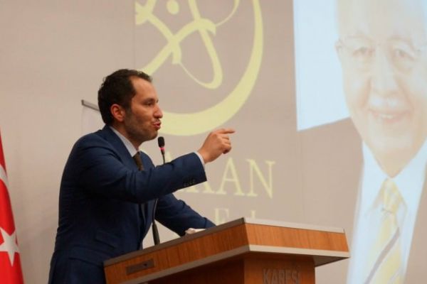 Erbakan'dan yeni parti sinyali