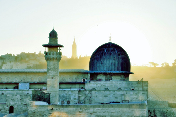 Katar'a 'abluka', Mescid-i Aksa’ya İsrail bayrağının çekildiği güne 'denk geldi'