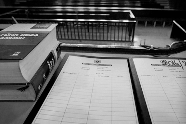 Gülen'in atletlerini yakınlarına dağıtmış