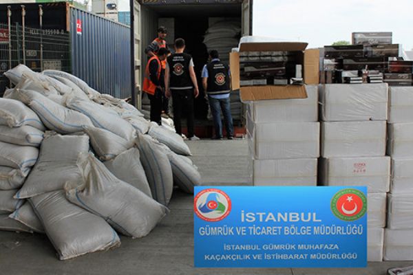 Ambarlı Limanı'nda 9,5 milyon liralık kaçak sigara operasyonu