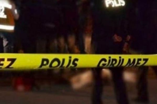 Beyoğlu'nda oto tamirhanesine silahlı saldırı: 1 ölü, 2 yaralı