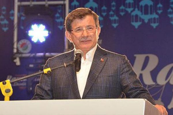 Davutoğlu'ndan Katar mesajı: Hiçbir zaman yalnız bırakılmayacak