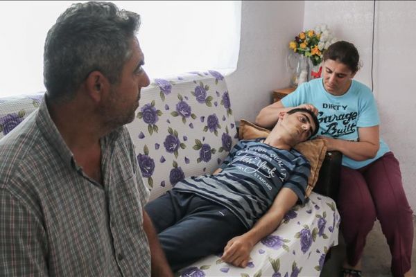 İki kardeş aynı hastalığın pençesinde