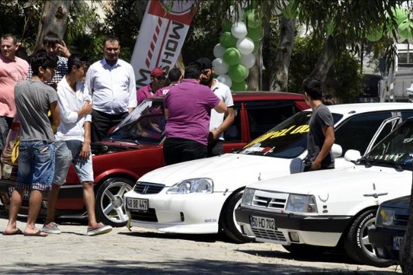 Modifiye araç tutkunları Bodrum'da buluştu