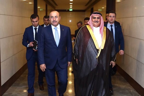 Çavuşoğlu, Bahreynli mevkidaşıyla görüştü