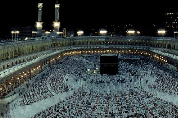 Suudi Arabistan, Katarlıları 'Kabe'ye almadı iddiası