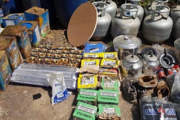 Diyarbakır'daki terör operasyonu: 8 sığınak imha edildi