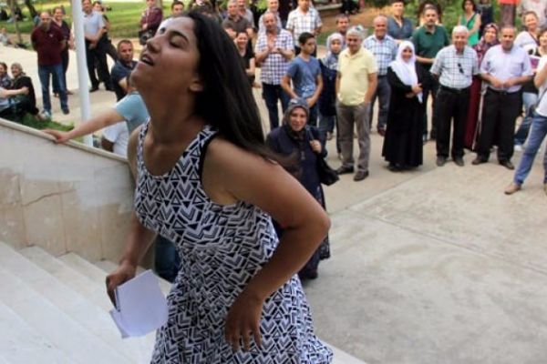 Vatandaşlar çabasını görünce alkışladı!