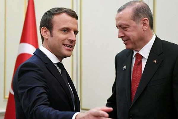 Macron’dan ‘fotoğrafçı’ teşekkürü